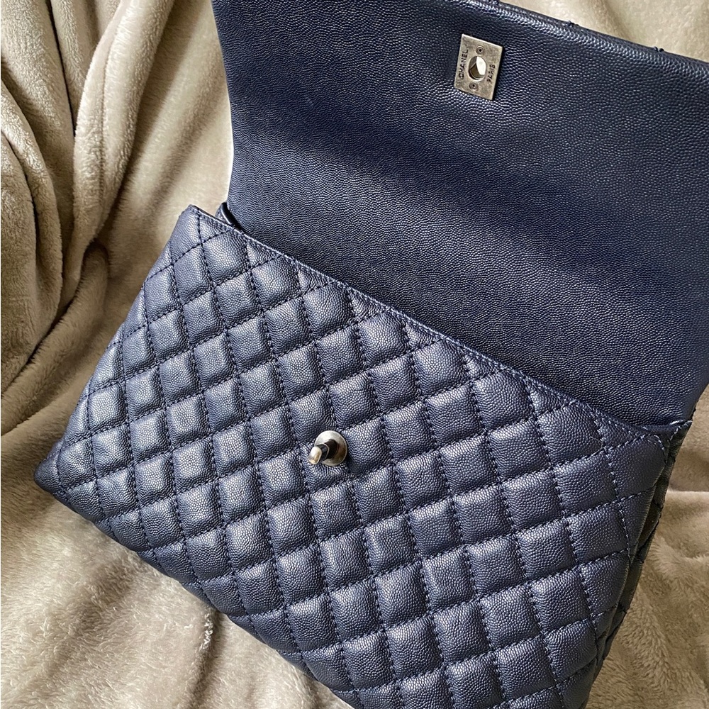 SOLD CHANEL Caviar Lizard Quilted Medium Coco Handle Flap Navy - Picture 9 of 13